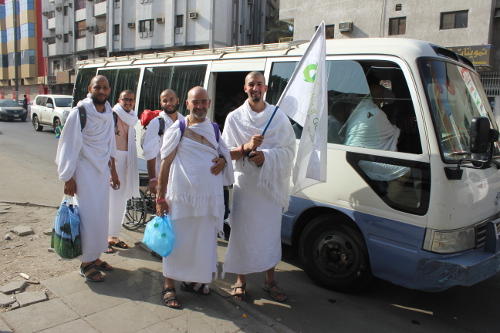 minibus-hajj-haram1.jpg