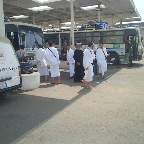 Hajj gare bus hotel groupe pelerin administratif